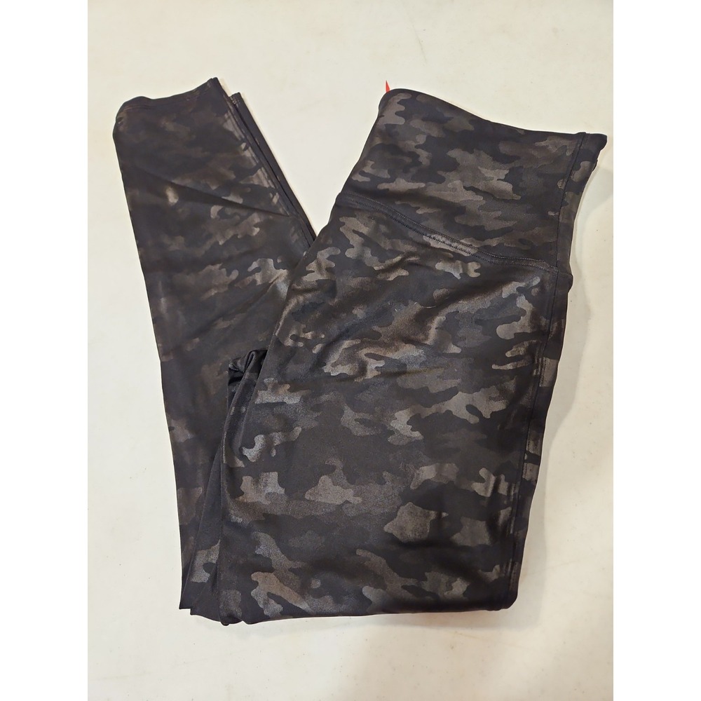 SPANX Womens Faux Leather Camo Leggings Camouflage Shiny Black Size 1X (A725)
